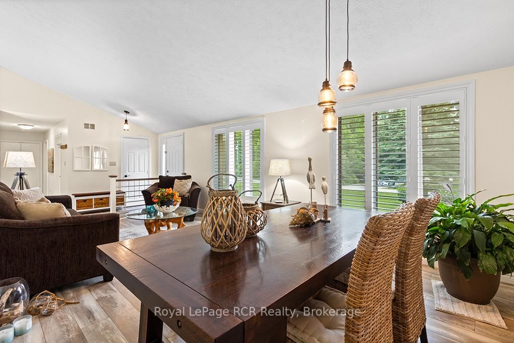 25 N GRAHAM Crescent • South Bruce Peninsula, ON photo 11
