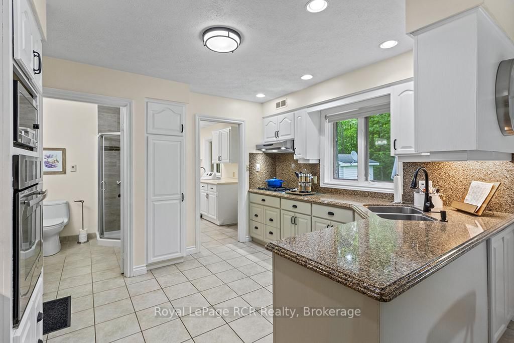 25 N GRAHAM Crescent • South Bruce Peninsula, ON photo 17