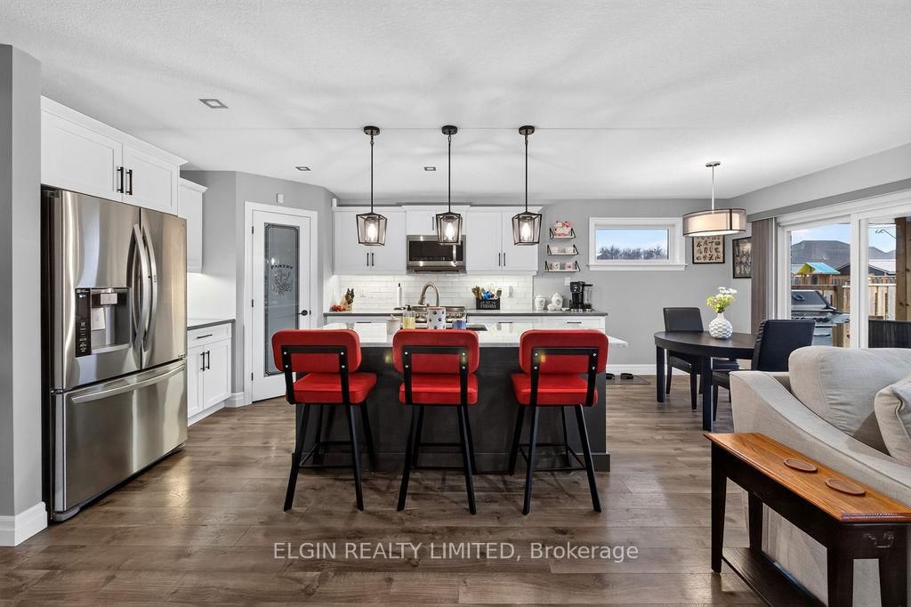 40 Glengariff Drive • Southwold, ON photo 28