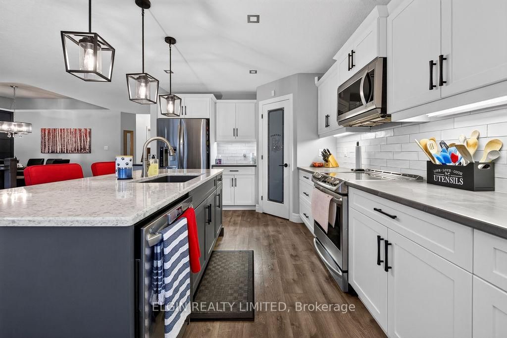 40 Glengariff Drive • Southwold, ON photo 29