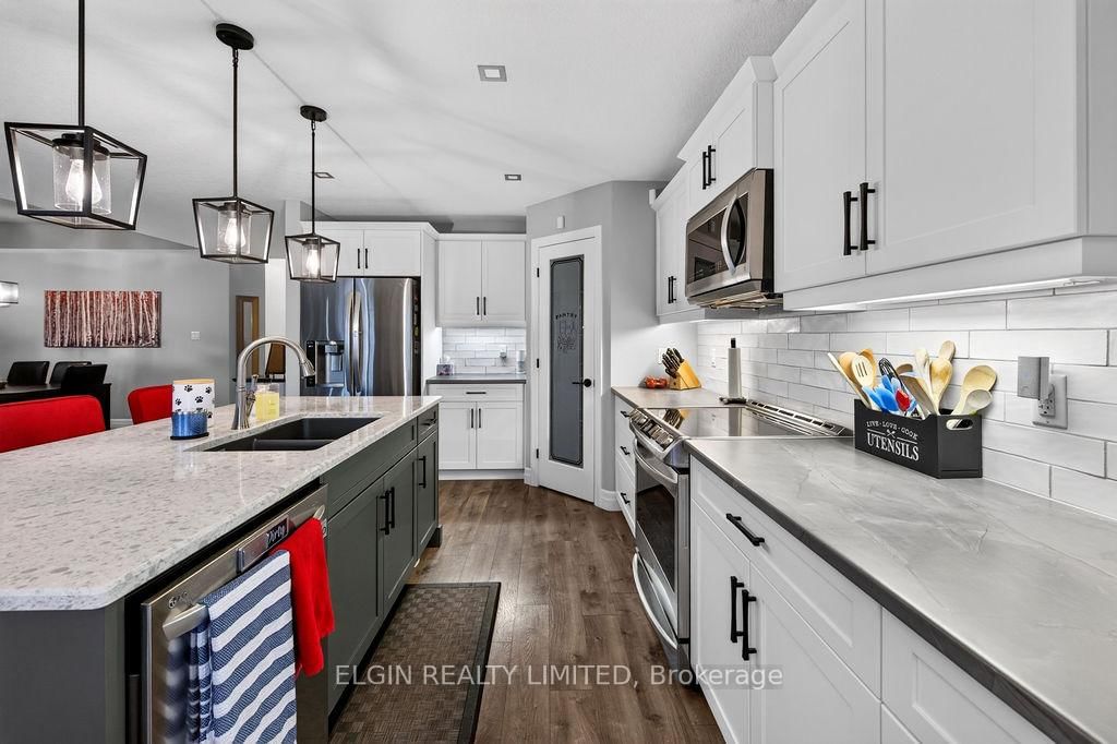 40 Glengariff Drive • Southwold, ON photo 31