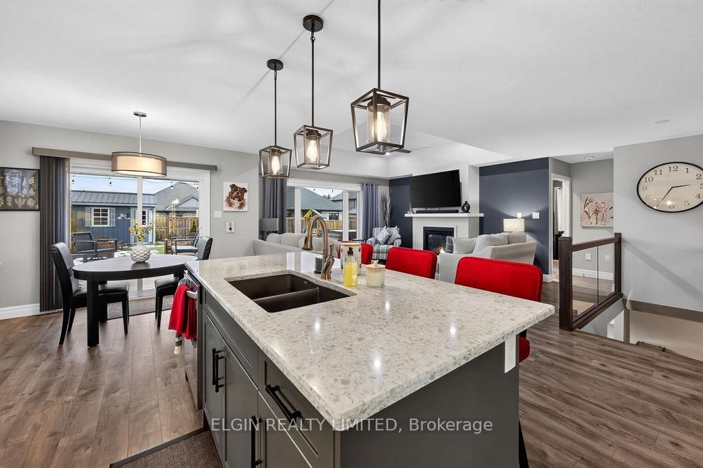 40 Glengariff Drive • Southwold, ON photo 33