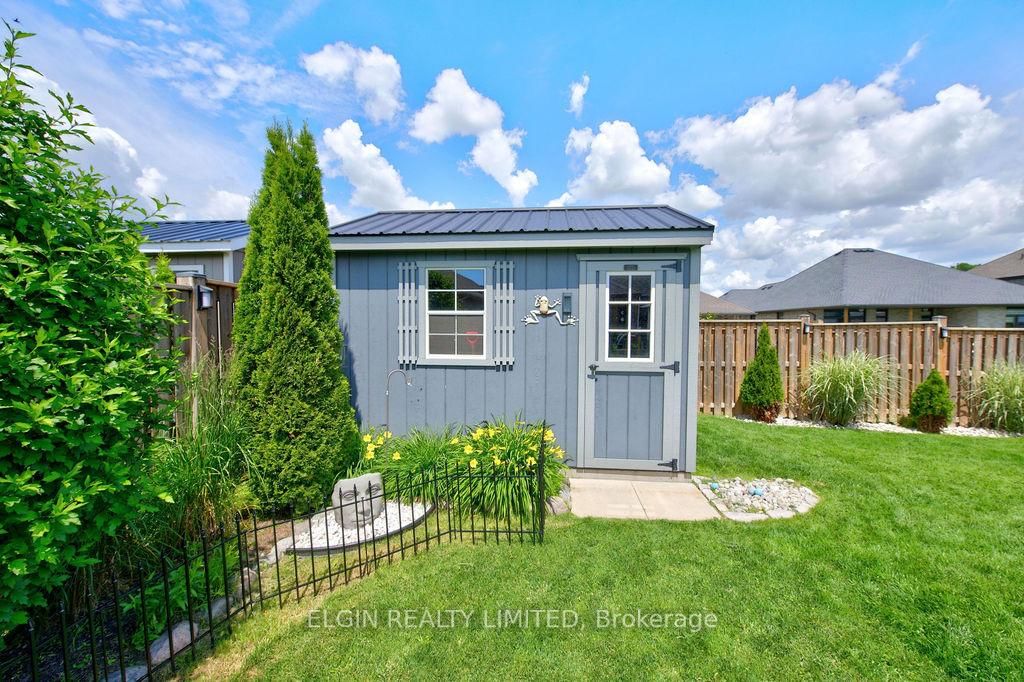 40 Glengariff Drive • Southwold, ON photo 36