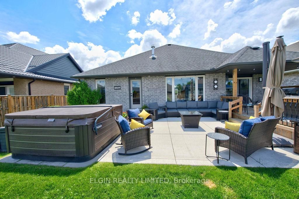 40 Glengariff Drive • Southwold, ON photo 40