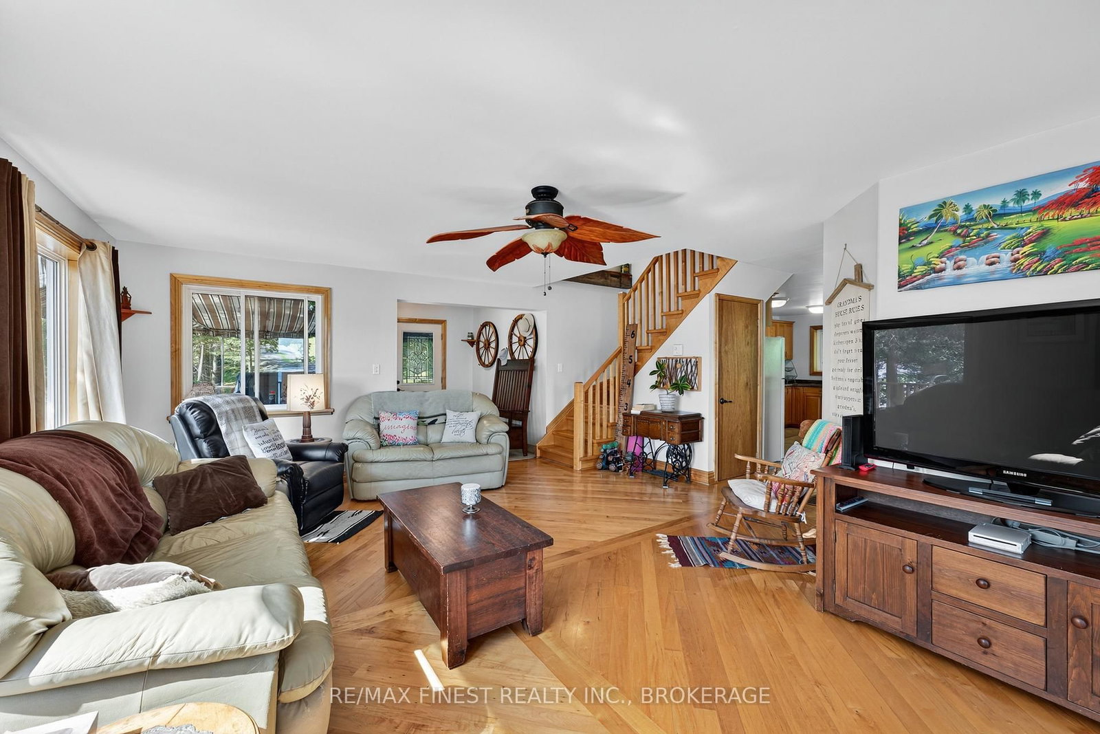 1076 Chester Lane • Hartington, ON photo 11
