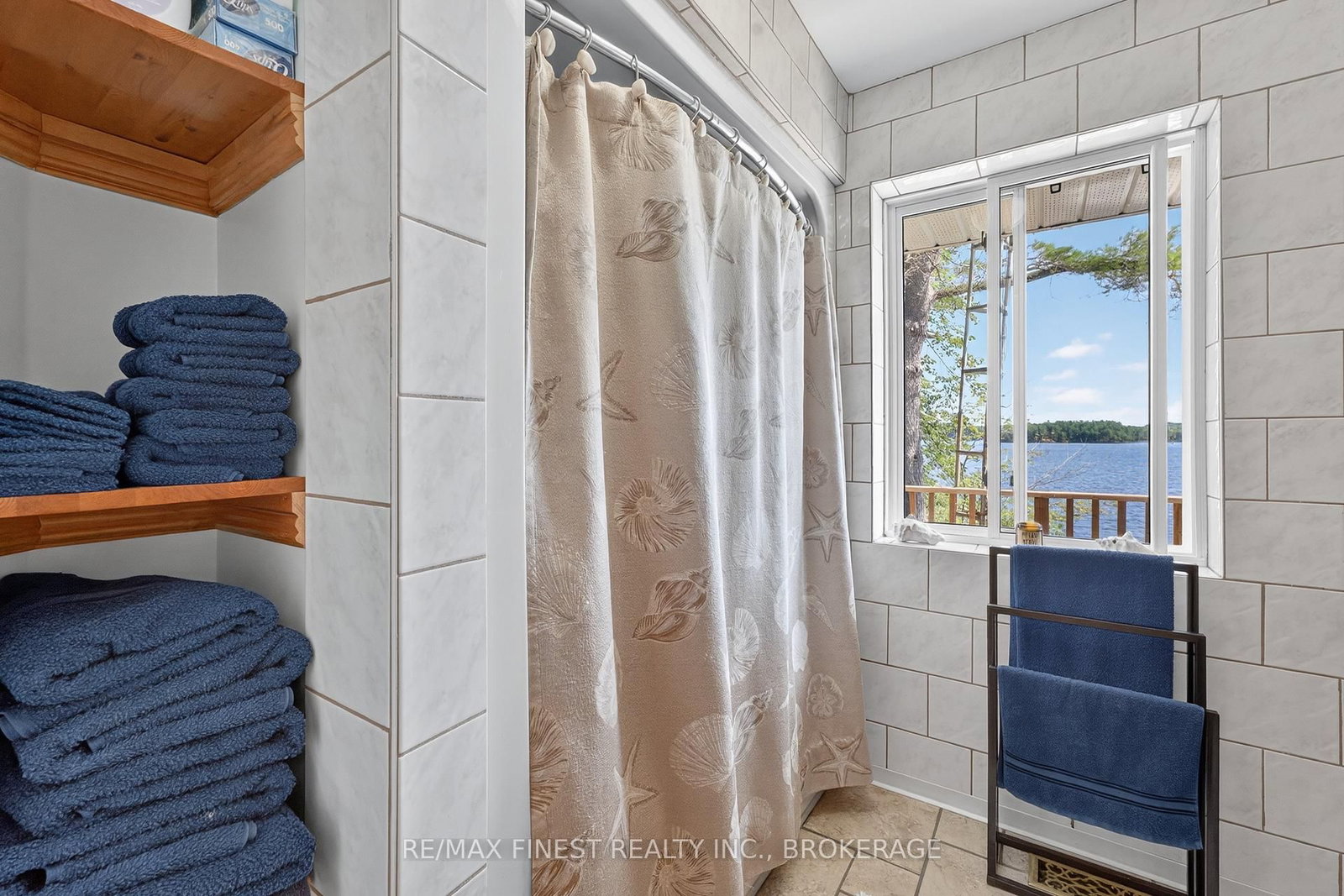 1076 Chester Lane • Hartington, ON photo 14