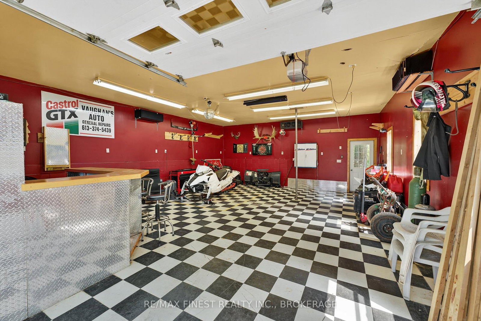 1076 Chester Lane • Hartington, ON photo 36