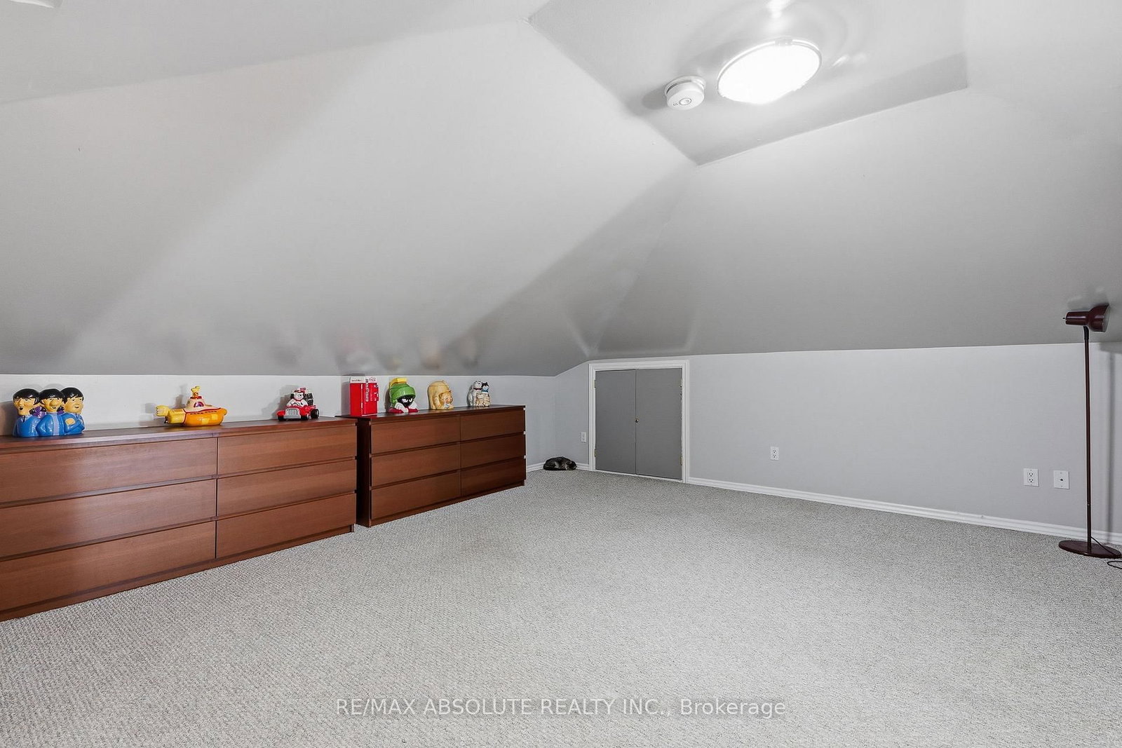 829 Montreal Road • Ottawa, ON photo 21