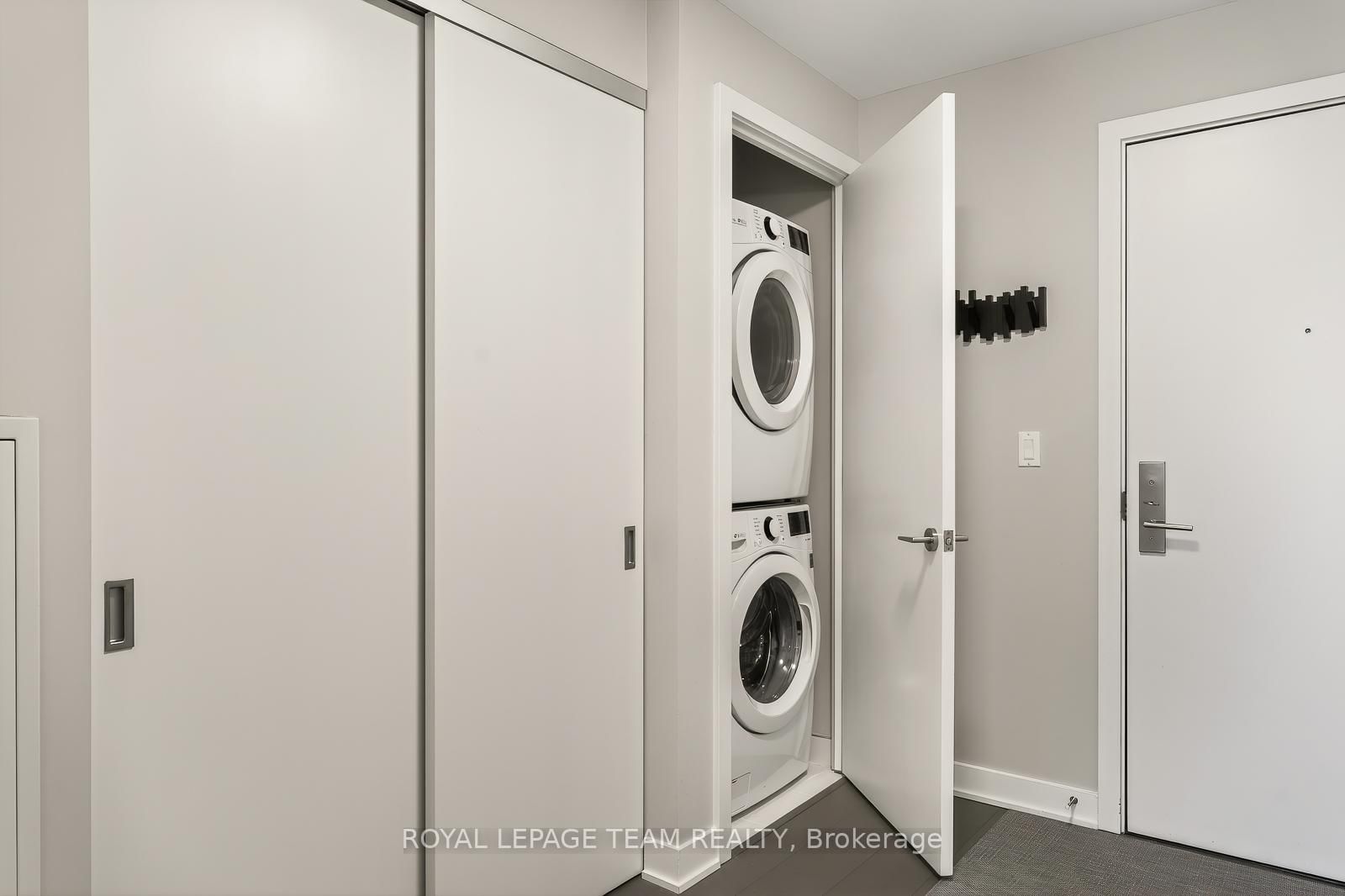 203 CATHERINE Street • #1009 • Ottawa, ON photo 23