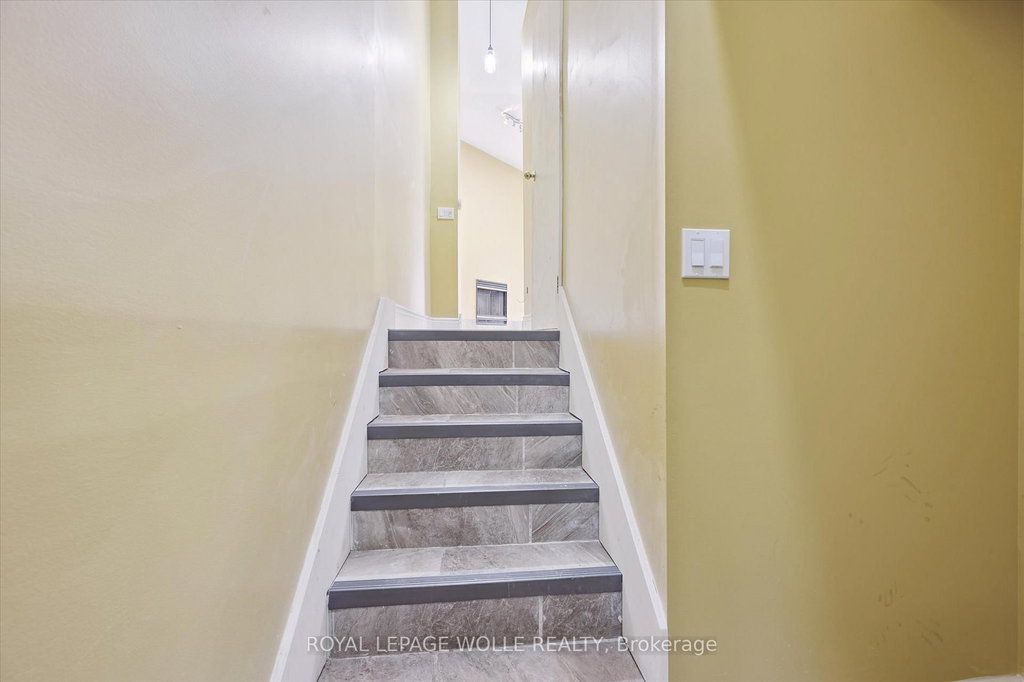 43 - 589 Beechwood Drive 5