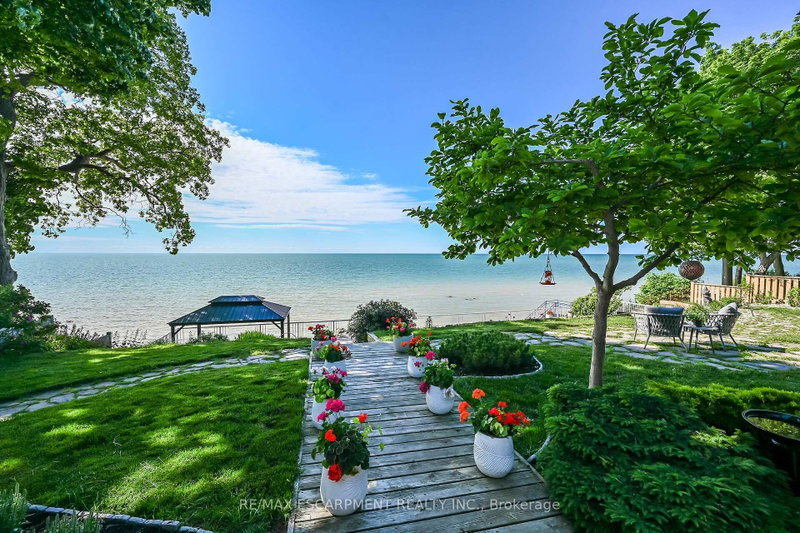 108 Lakeside Drive