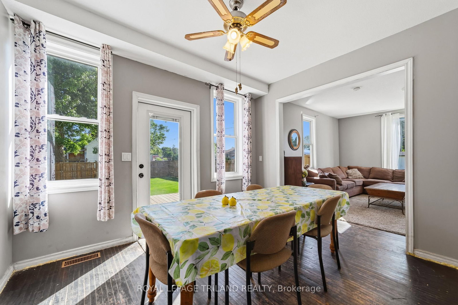 15 Dundas Street • Newbury, ON photo 21