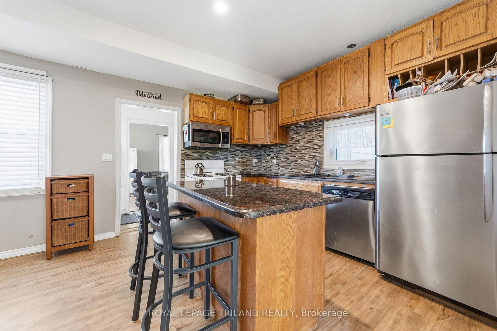 15 Dundas Street • Newbury, ON photo 24