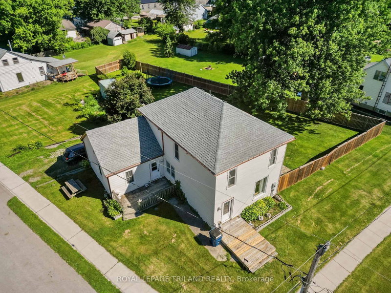 15 Dundas Street