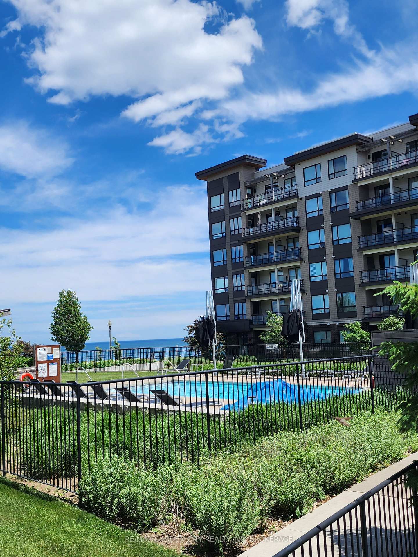 10 Esplanade Lane • #206 • Grimsby, ON photo 13