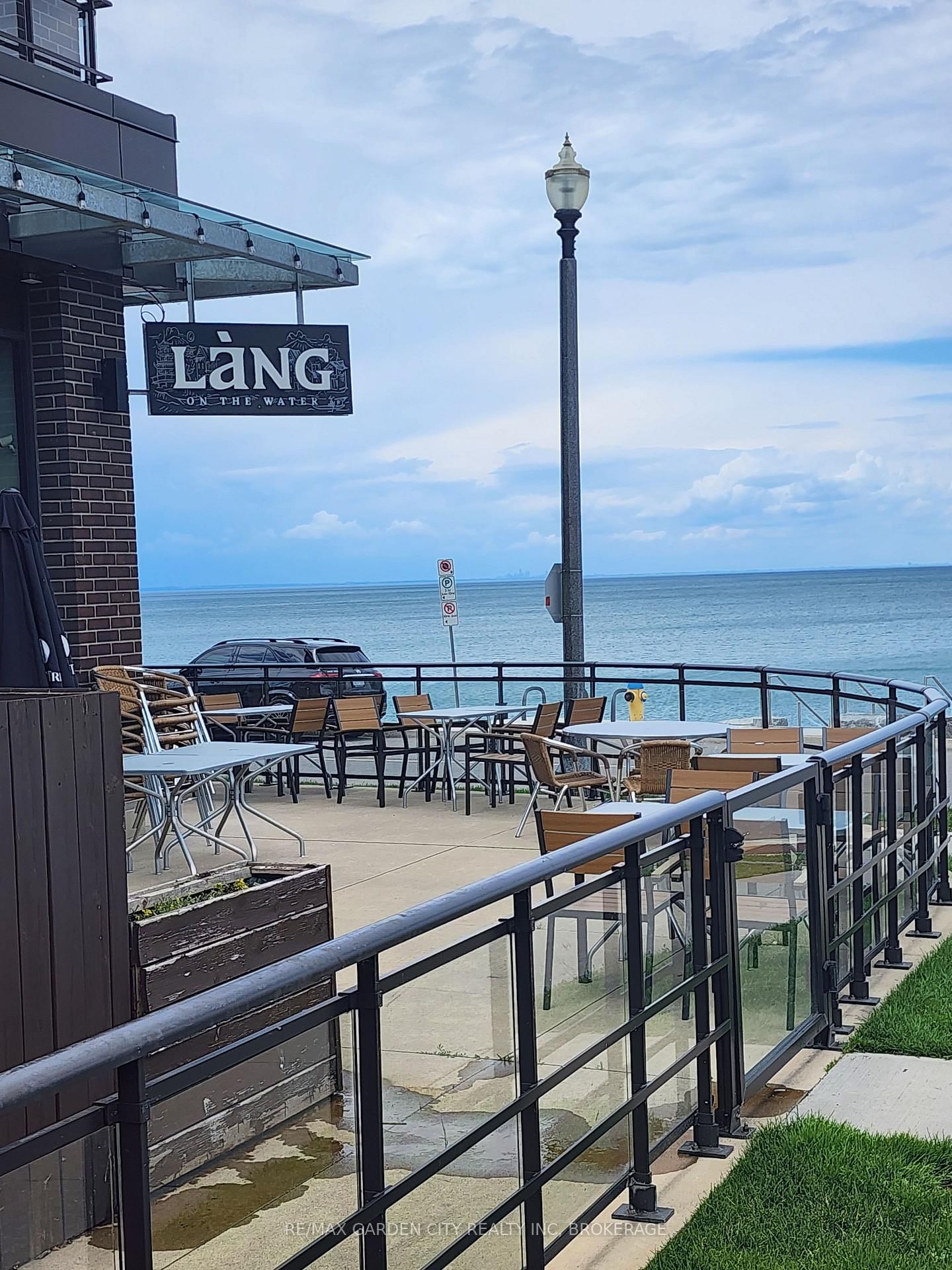10 Esplanade Lane • #206 • Grimsby, ON photo 18