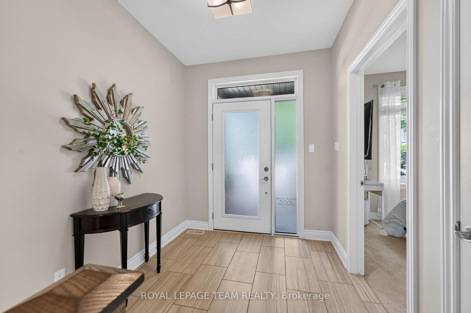 16 Matthews Street • Carleton Place, ON photo 4