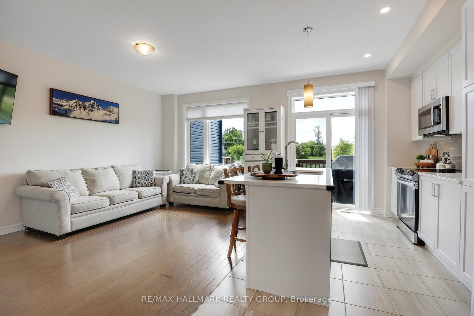 545 Enclave Lane • Clarence-Rockland, ON photo 11