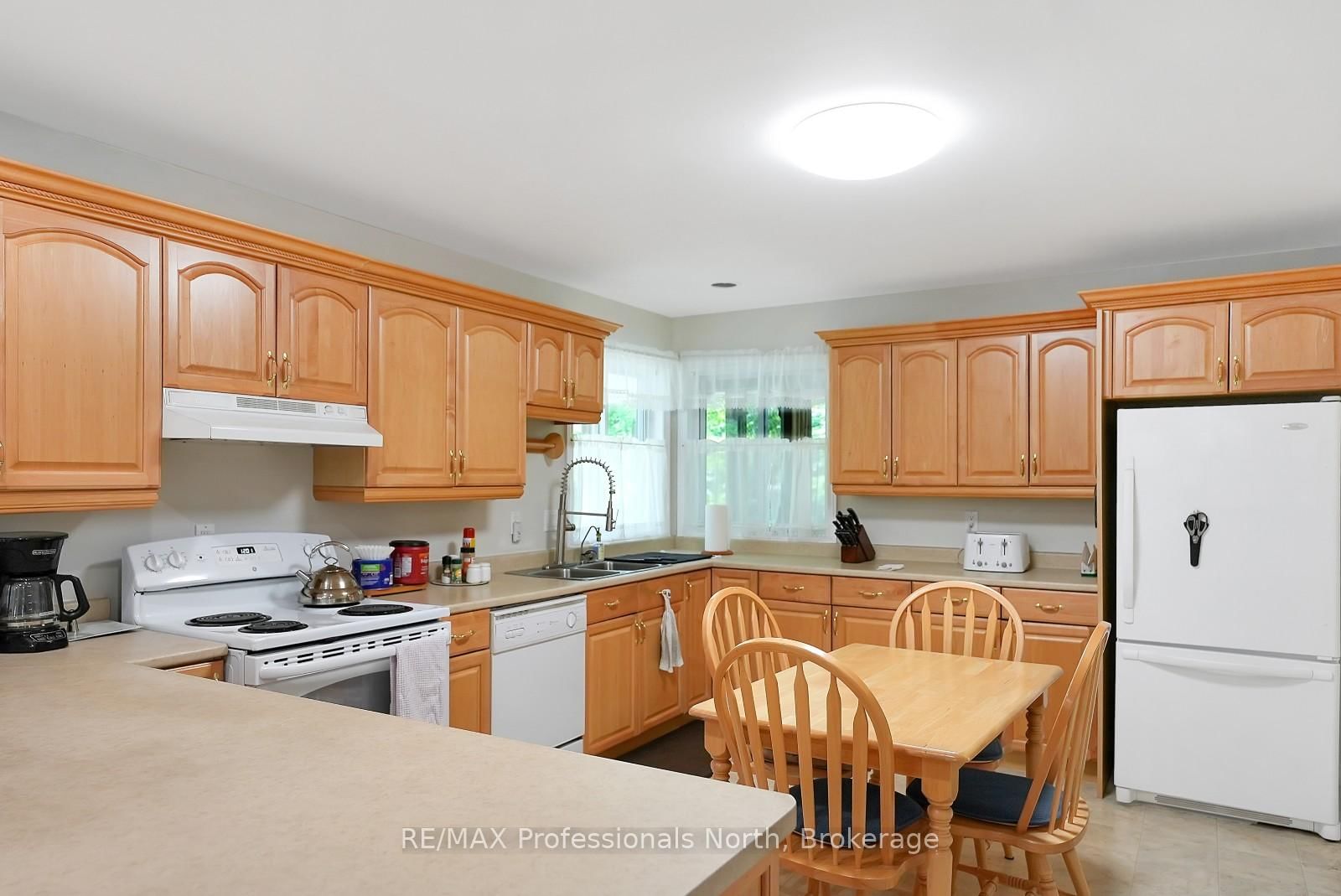 17254 Highway 118 • Highlands East, ON photo 13