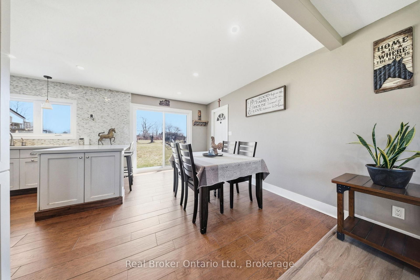 9639 Sideroad 27 Side Road • Erin, ON photo 16