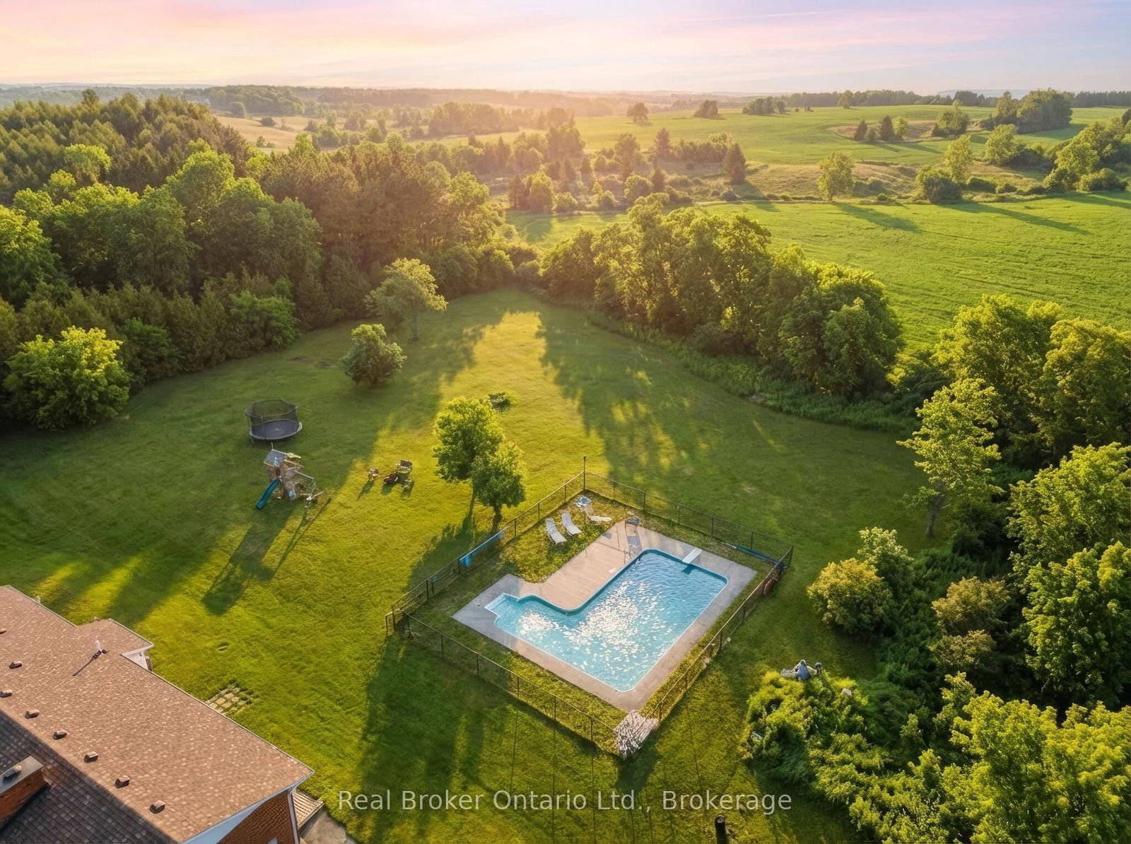 9639 Sideroad 27 Side Road • Erin, ON photo 8