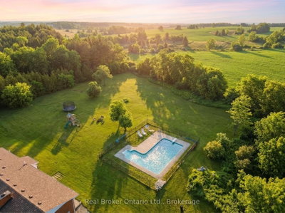 9639 Sideroad 27 Side Road • Erin, ON photo 8
