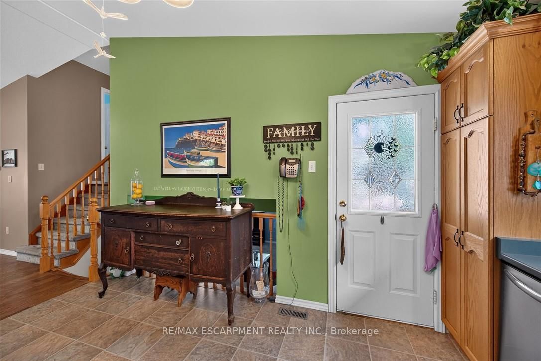 64 Caledonia Avenue • Haldimand, ON photo 14