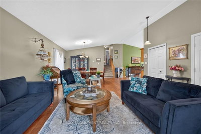 64 Caledonia Avenue • Haldimand, ON photo 5