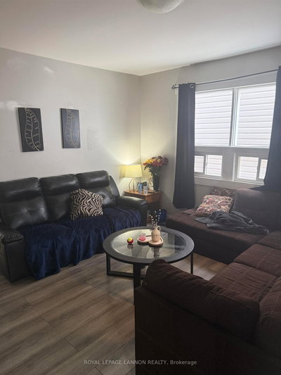 336 May Street North — photo 6