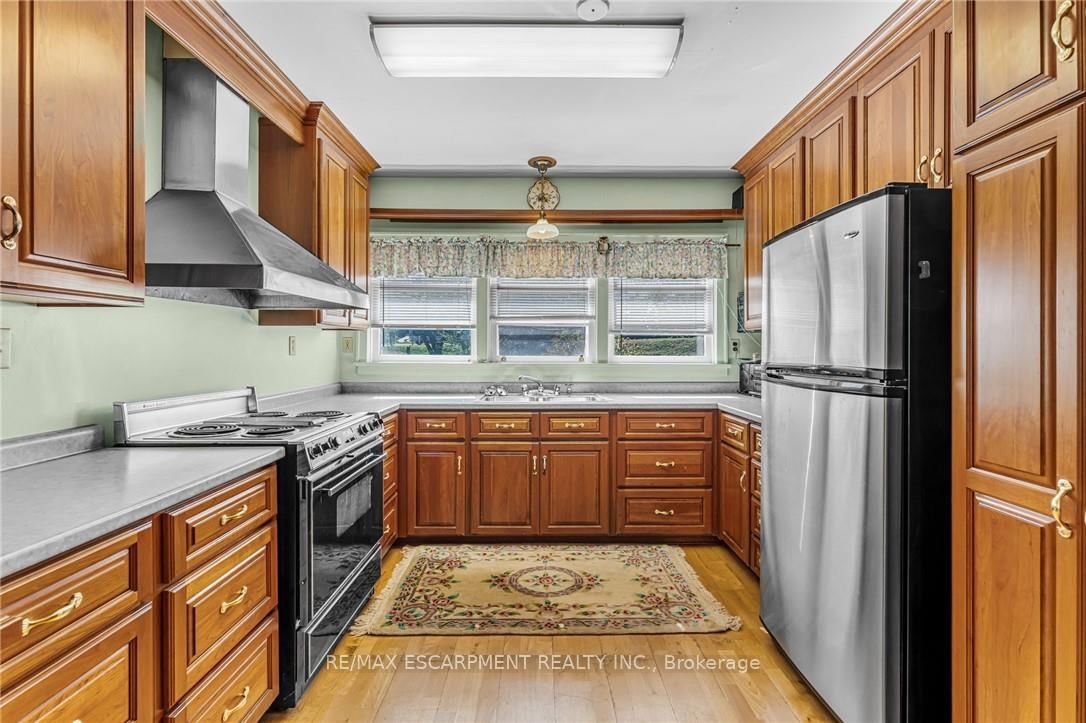 21 First Avenue • Welland, ON photo 14