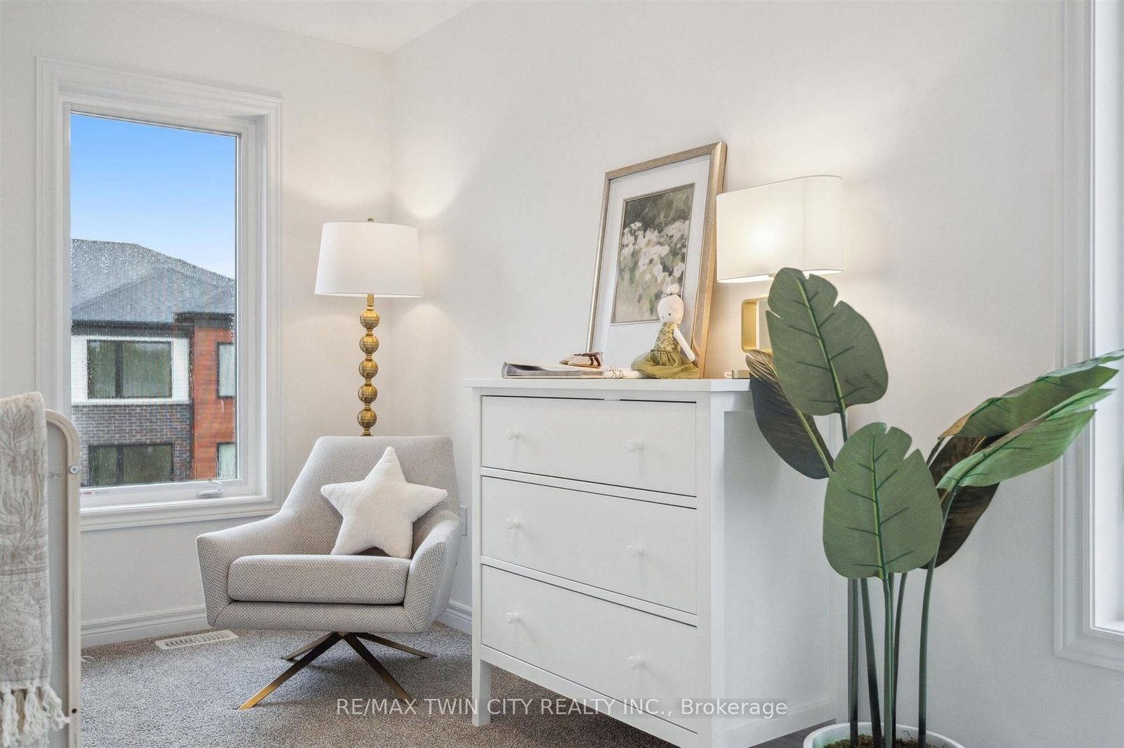 2 Sora Lane • Guelph, ON photo 29