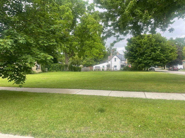 Lot 14 Front St West Street W