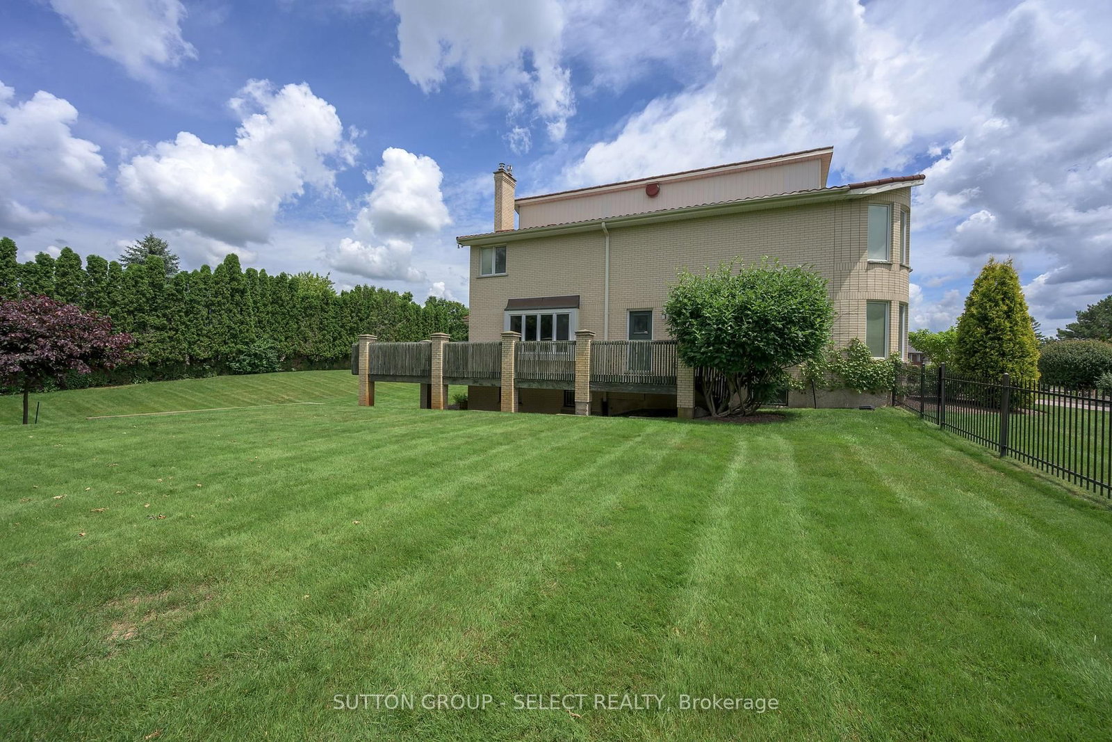 Listing Image 46