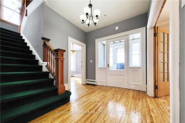 front - 406 Algonquin Avenue