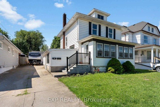 221 Bowen Road