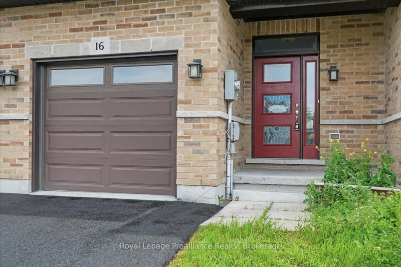 16 Ledgerock Court