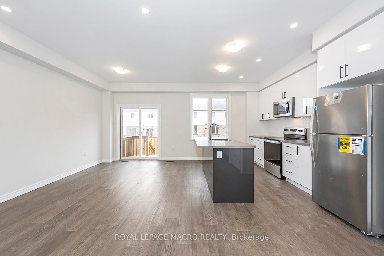 22 Linden Park Lane • Hamilton, ON photo 10