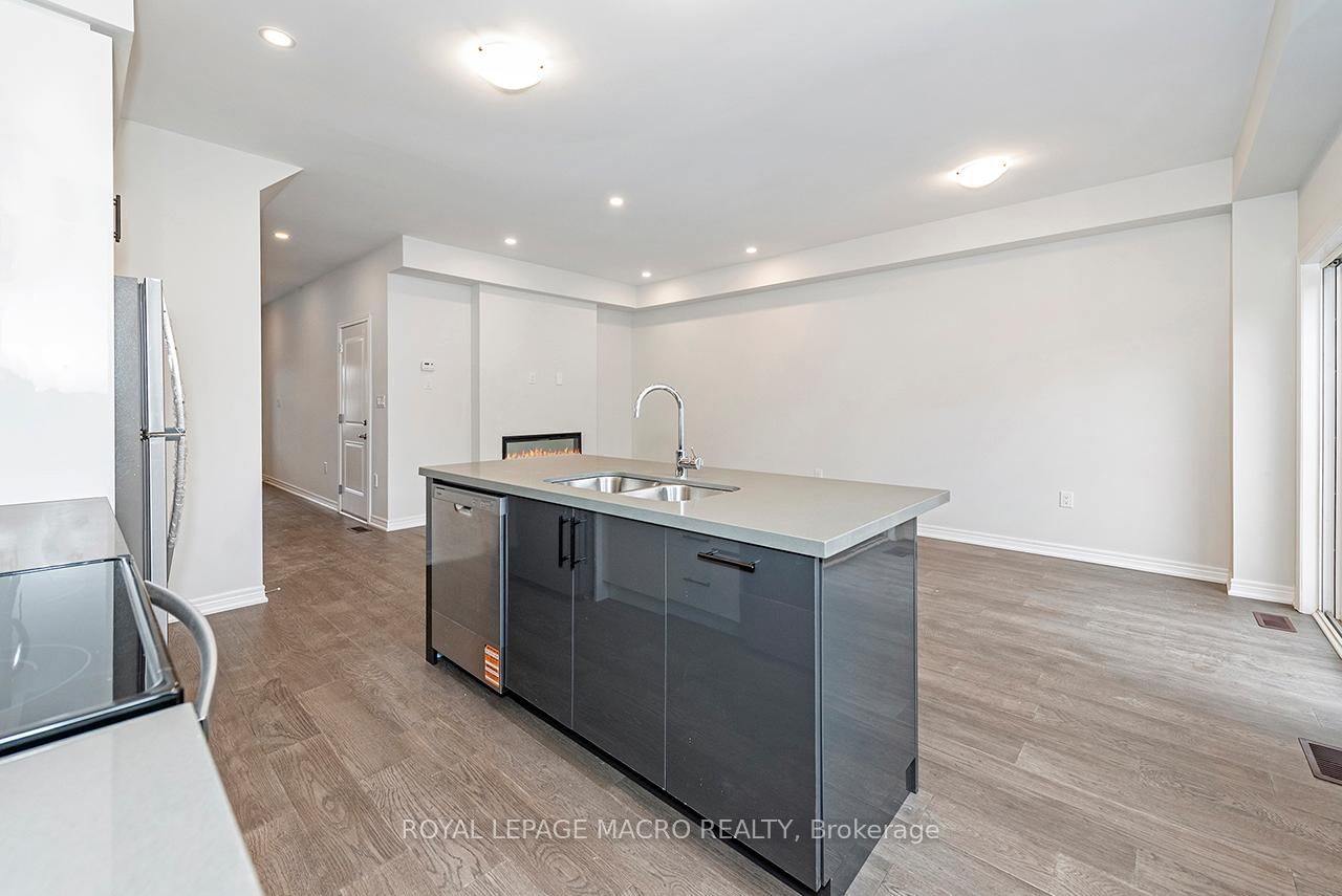 22 Linden Park Lane • Hamilton, ON photo 16
