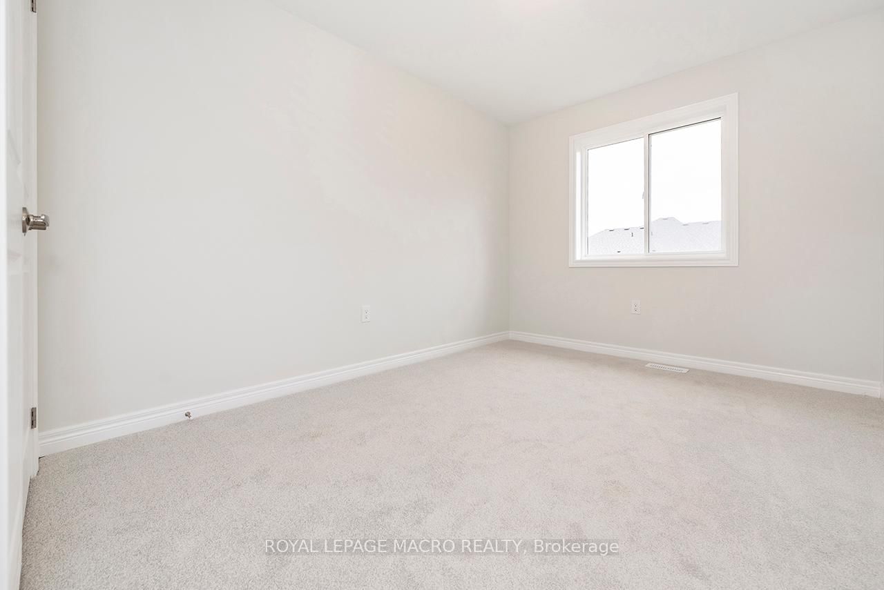 22 Linden Park Lane • Hamilton, ON photo 23