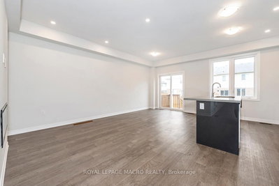 22 Linden Park Lane • Hamilton, ON photo 9