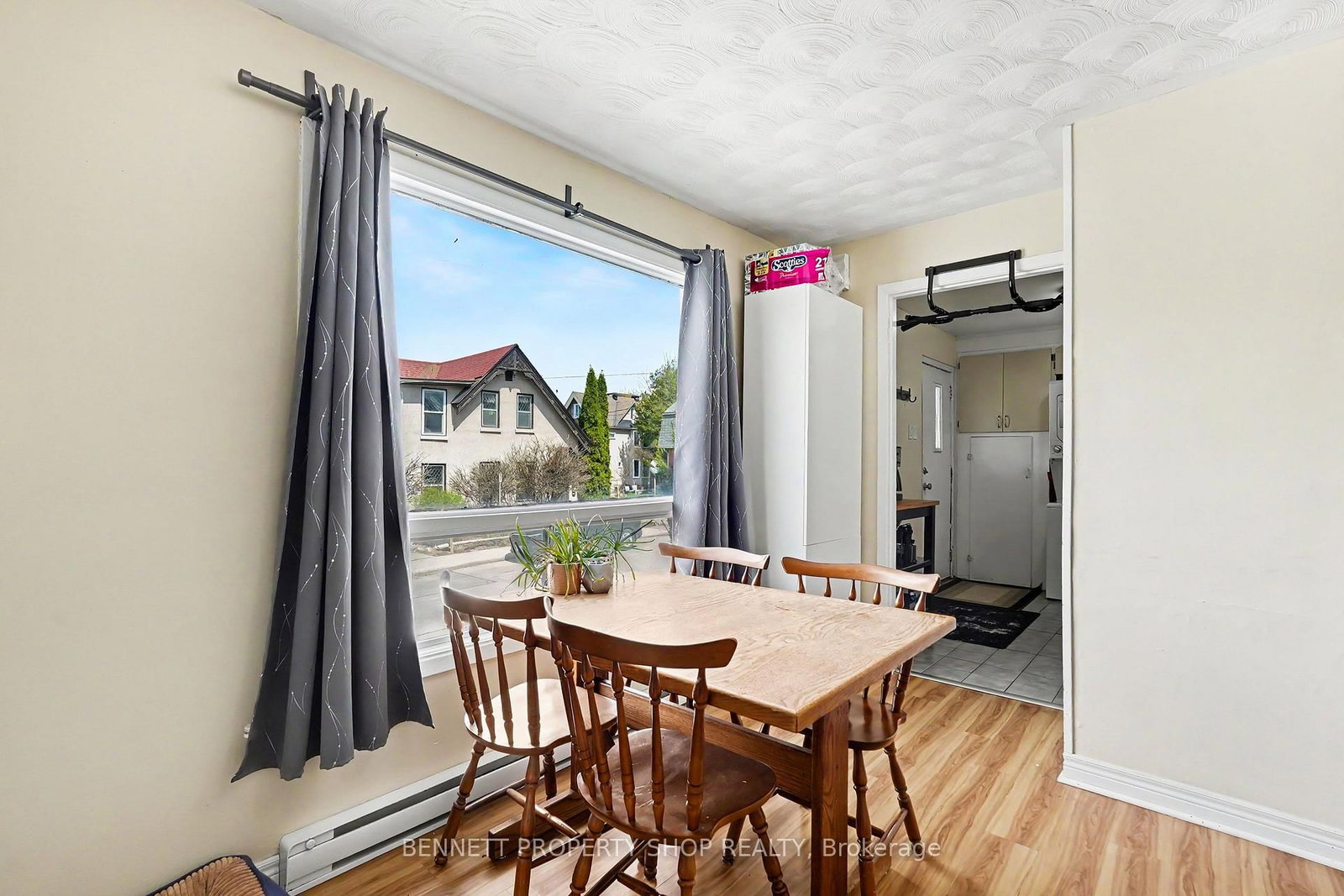 34 Hazel Street • Ottawa, ON photo 11