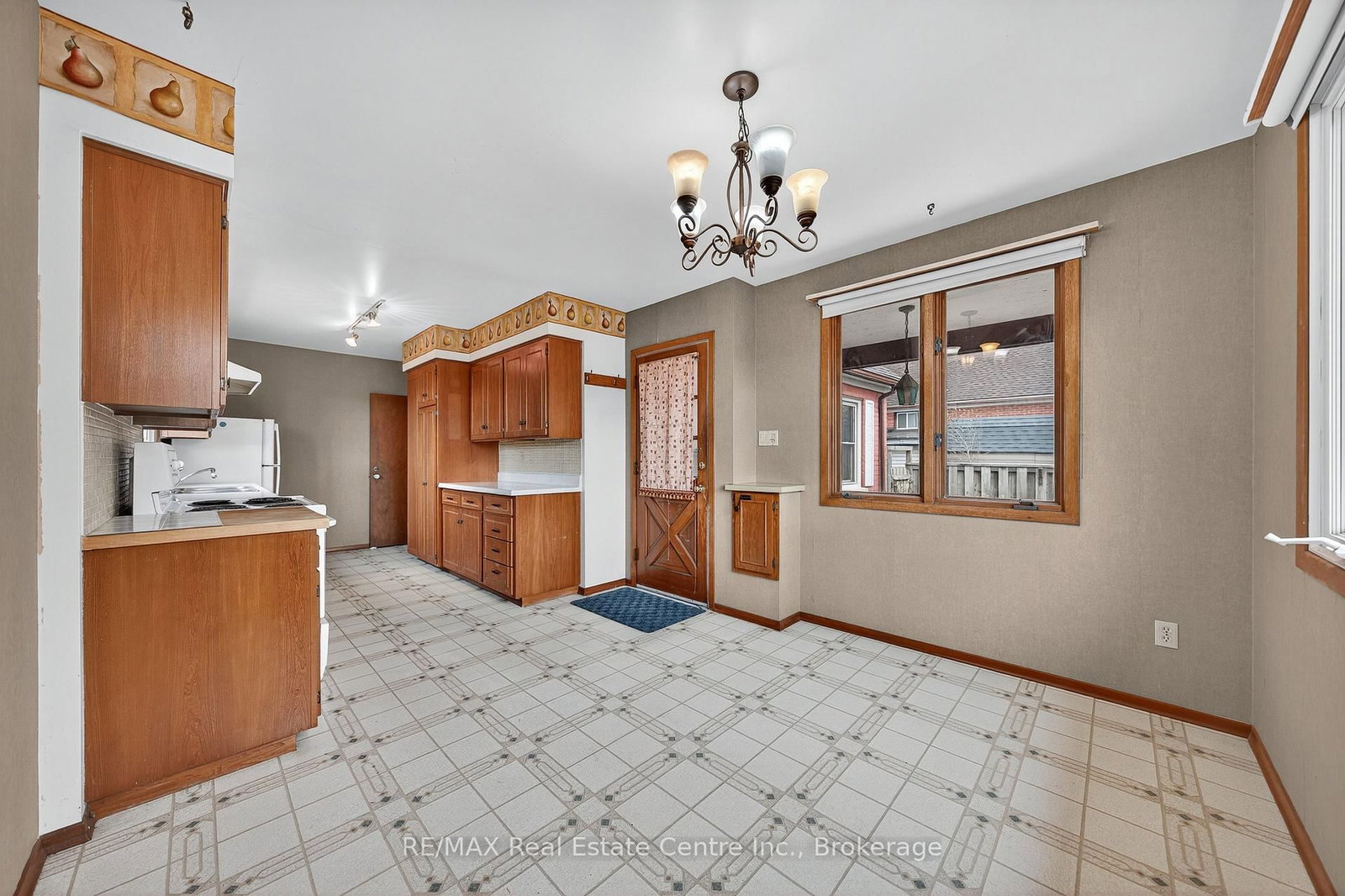 497 Victoria Street S • Kitchener, ON photo 13