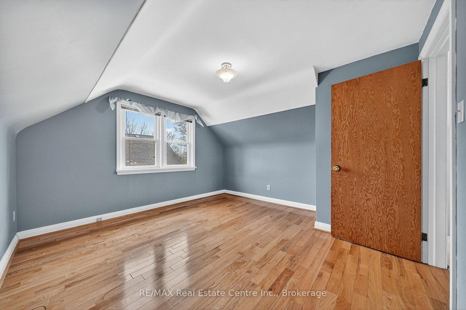 497 Victoria Street S • Kitchener, ON photo 24