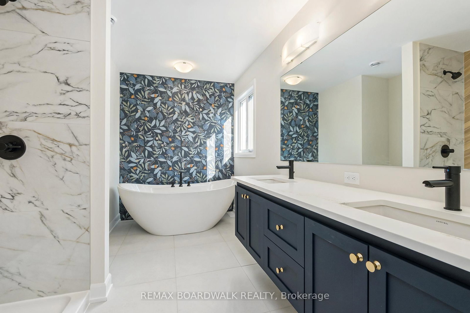 1039 CHABLIS Crescent • Russell, ON photo 11