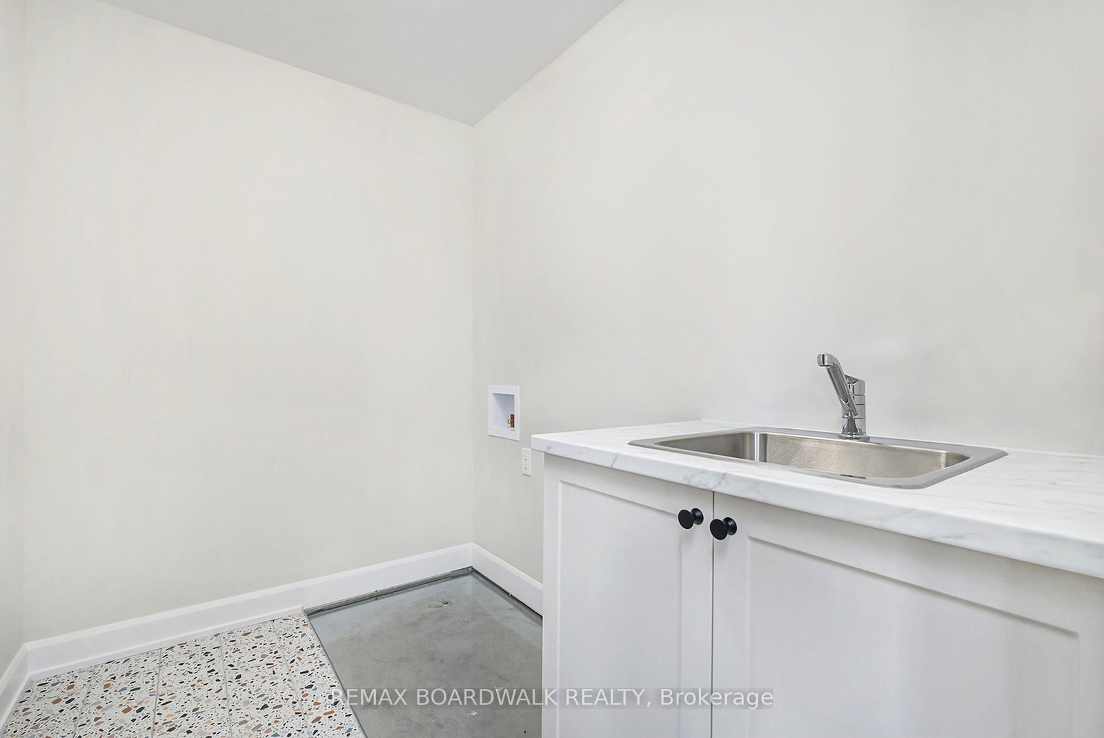 1039 CHABLIS Crescent • Russell, ON photo 15