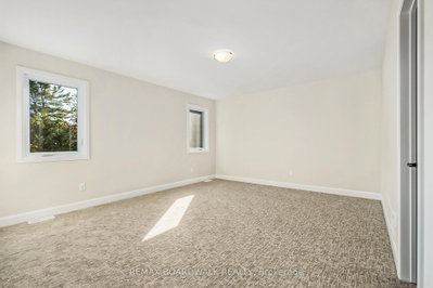 1039 CHABLIS Crescent • Russell, ON photo 9
