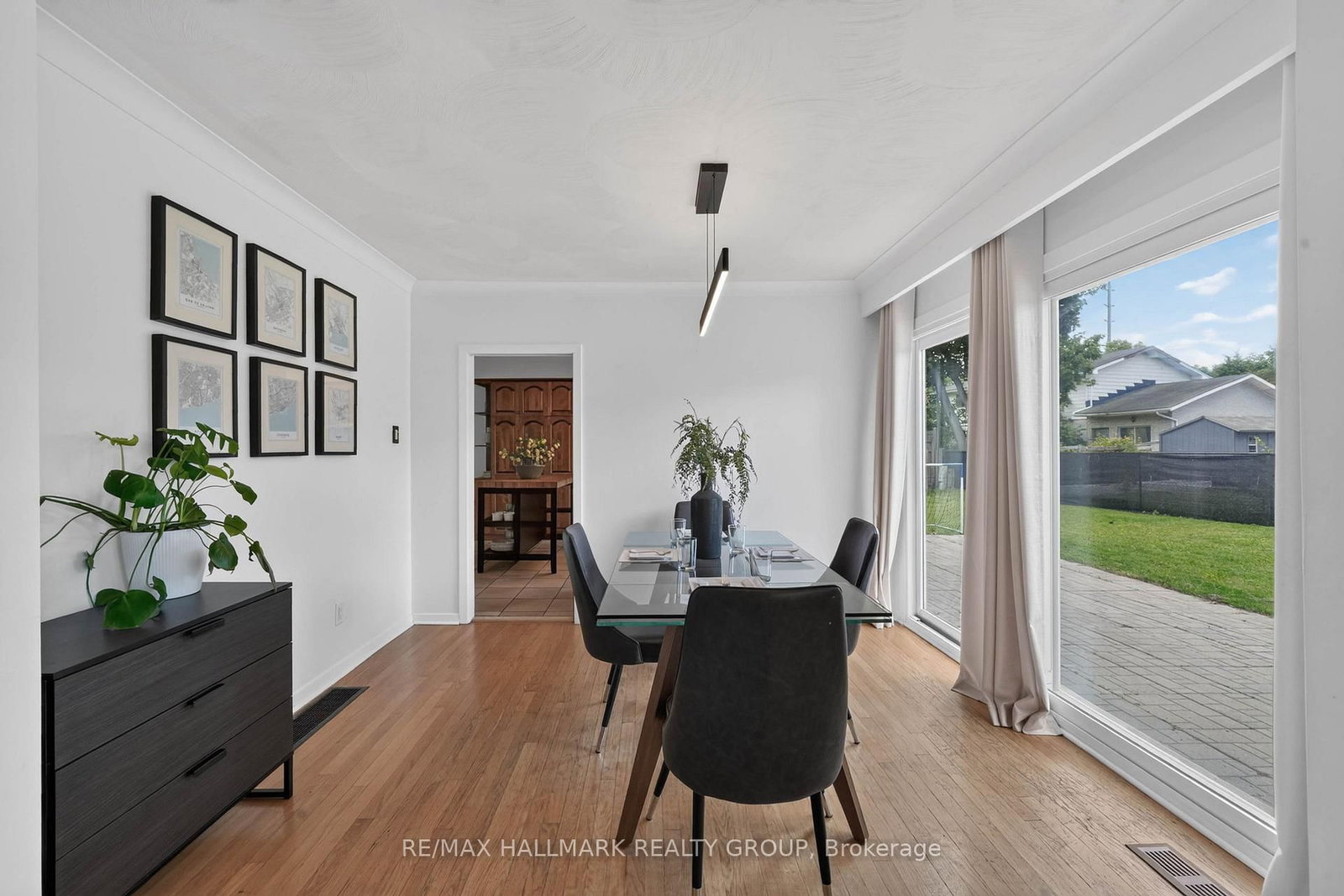 1038 Arnot Road • Ottawa, ON photo 10
