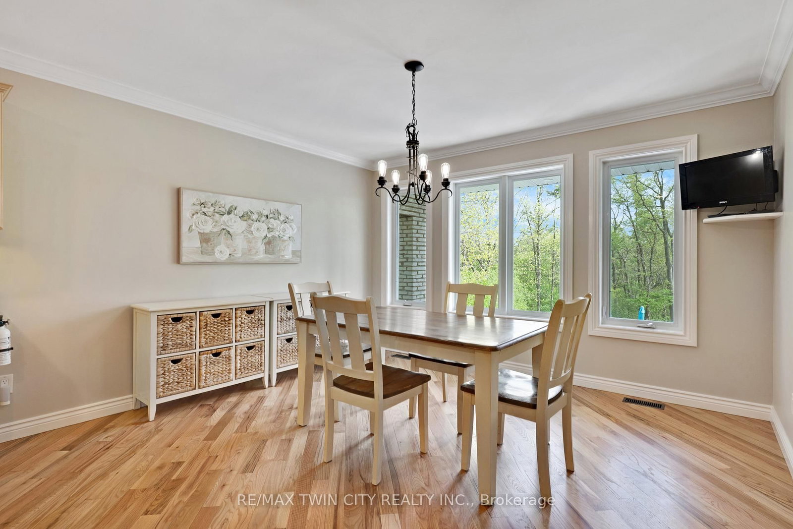 1279 Maple Manor Road • North Dumfries, ON photo 15