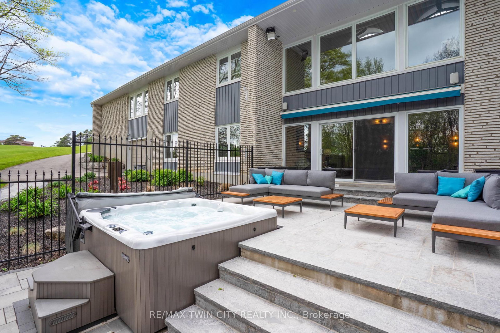 1279 Maple Manor Road • North Dumfries, ON photo 42