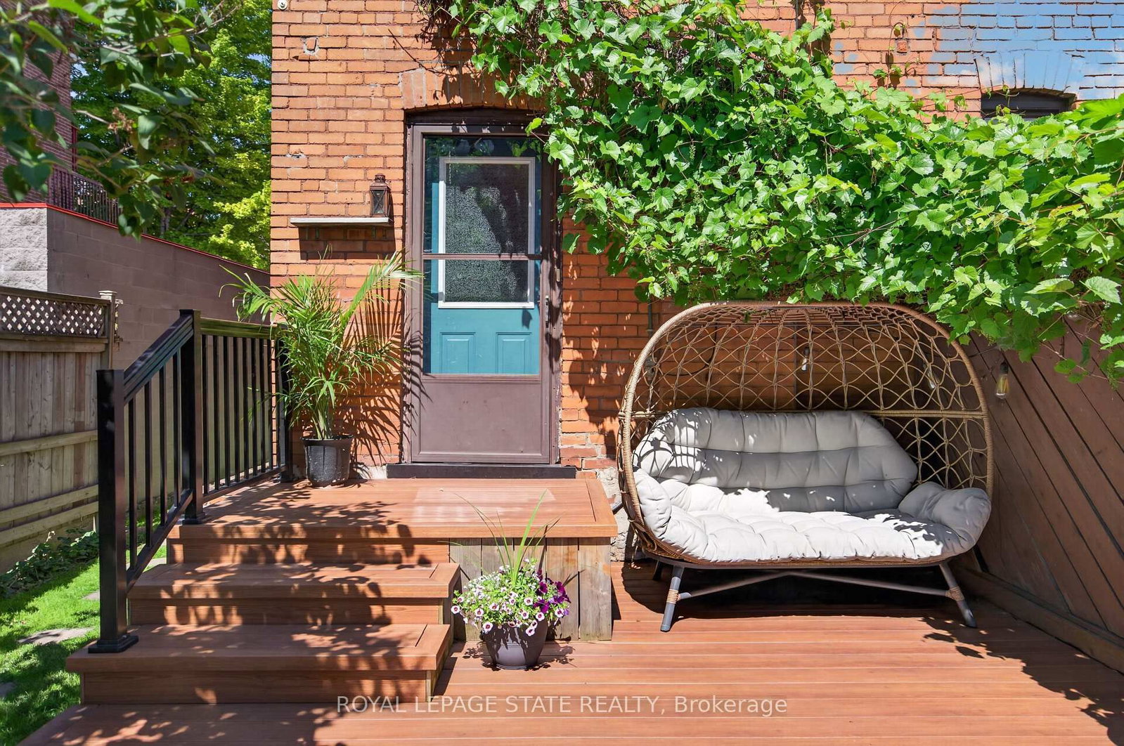 135 S Catharine Street • Hamilton, ON photo 39